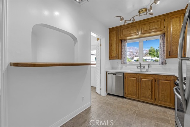 Detail Gallery Image 5 of 34 For 243 E Forest Ave, Arcadia,  CA 91006 - 2 Beds | 1 Baths