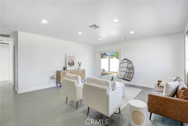 Detail Gallery Image 5 of 30 For 61601 Capilla Dr, Joshua Tree,  CA 92252 - 2 Beds | 1 Baths