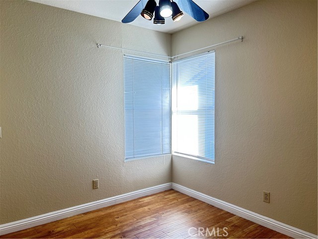 Detail Gallery Image 23 of 27 For 567 Springbrook, Irvine,  CA 92614 - 3 Beds | 2/1 Baths