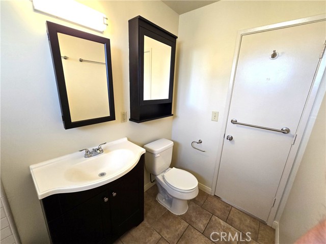 Detail Gallery Image 13 of 16 For 2608 Curtis Ave #B,  Redondo Beach,  CA 90278 - 3 Beds | 1 Baths