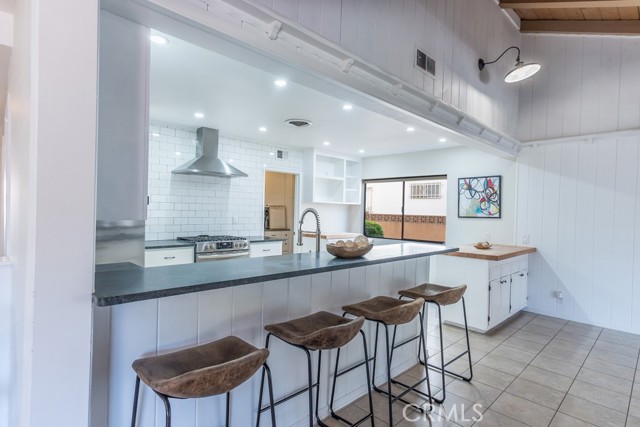 Detail Gallery Image 36 of 47 For 6563 Bianca, Van Nuys,  CA 91406 - 3 Beds | 2 Baths