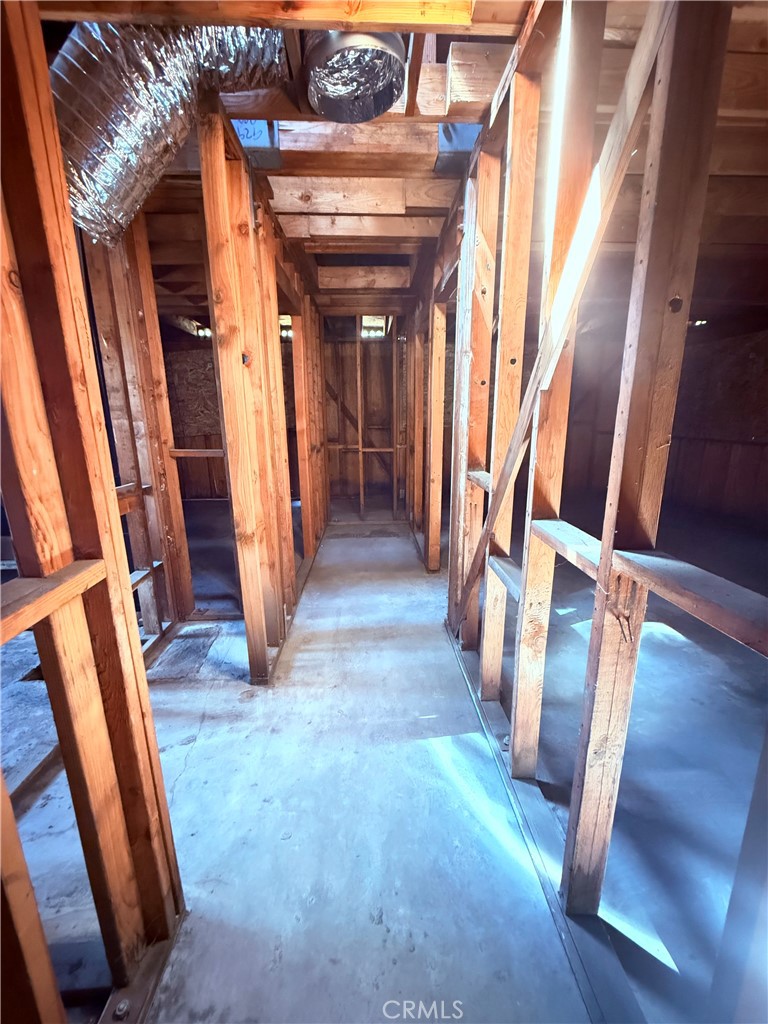 https://media.crmls.org/medias/91244137-dccc-4603-96e2-cfbdbd82cb9b.jpg?preset=X-Large