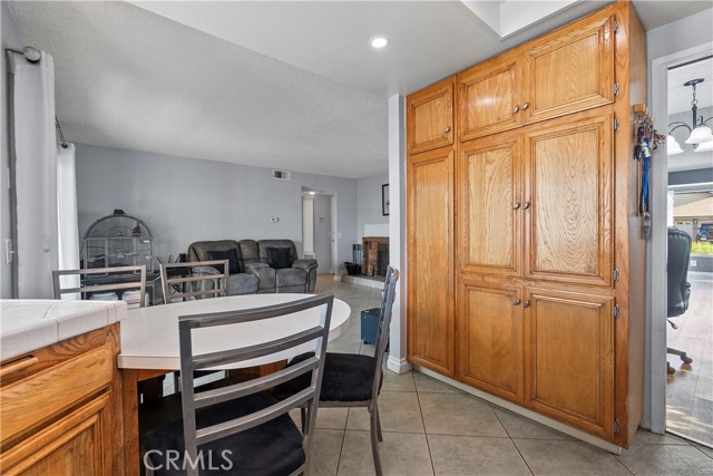 Detail Gallery Image 10 of 46 For 1433 Bentley Court, San Dimas,  CA 91773 - 4 Beds | 3 Baths