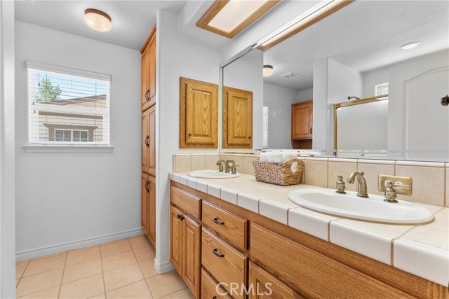 Detail Gallery Image 25 of 43 For 9153 Kittering Rd, Oak Hills,  CA 92344 - 4 Beds | 2 Baths