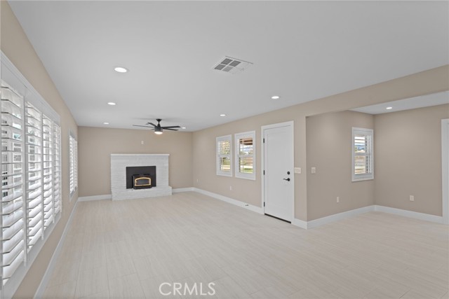 Detail Gallery Image 4 of 40 For 15591 El Centro, Hesperia,  CA 92345 - 3 Beds | 1 Baths