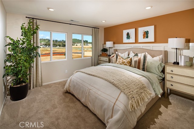 Detail Gallery Image 12 of 20 For 8217 Perada St, Jurupa Valley,  CA 92509 - 4 Beds | 3 Baths