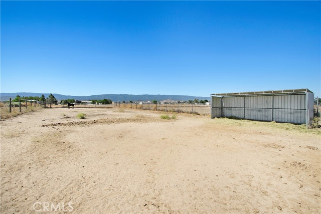 Detail Gallery Image 21 of 28 For 25635 Kargat St, Lancaster,  CA 93536 - 3 Beds | 2 Baths