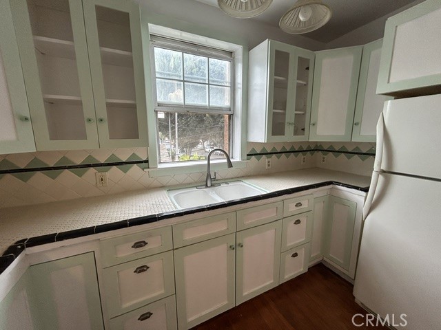 Detail Gallery Image 5 of 14 For 380 15th, San Pedro,  CA 90731 - 3 Beds | 1 Baths