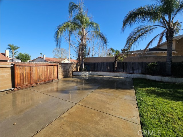 Image 7 of 35 For 27075 Rio Vista Drive