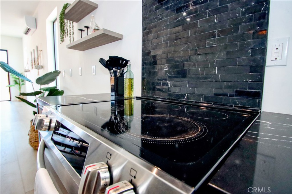 MLS #PW25231303 image #6