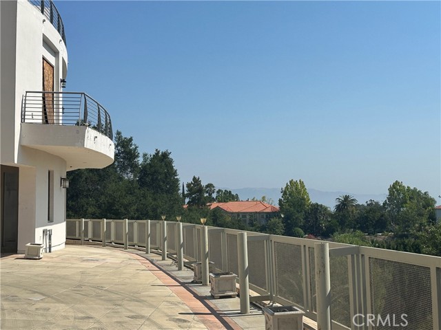 5077 Schumacher Road, Calabasas CA: https://media.crmls.org/medias/9126adde-20f3-4195-8056-946664f09bd5.jpg