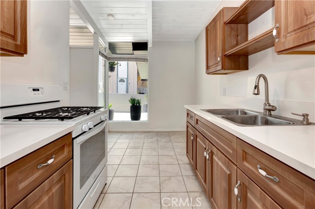 139 W Canada, San Clemente CA: https://media.crmls.org/medias/91276e9b-7e20-406e-8b6d-2e8476404083.jpg