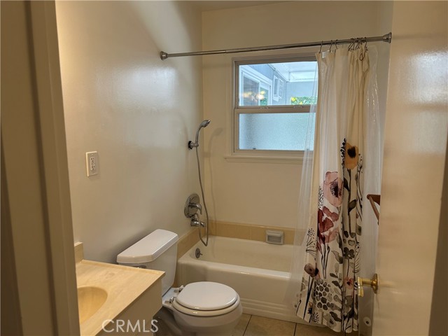 Detail Gallery Image 19 of 26 For 22823 Date Ave, Torrance,  CA 90505 - 4 Beds | 2 Baths