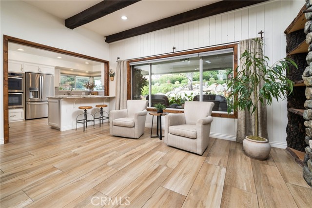 Detail Gallery Image 5 of 39 For 1098 W 25th Street, Upland,  CA 91784 - 4 Beds | 3 Baths