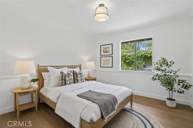 983 Oak Street, Costa Mesa CA: https://media.crmls.org/medias/9129f858-96a8-4dce-86a5-c294287fbbb7.jpg