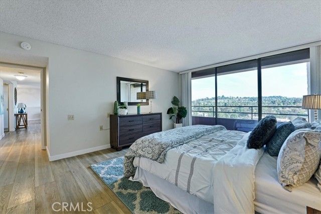 Detail Gallery Image 8 of 35 For 24055 Paseo Del Lago #1302,  Laguna Woods,  CA 92637 - 2 Beds | 2 Baths