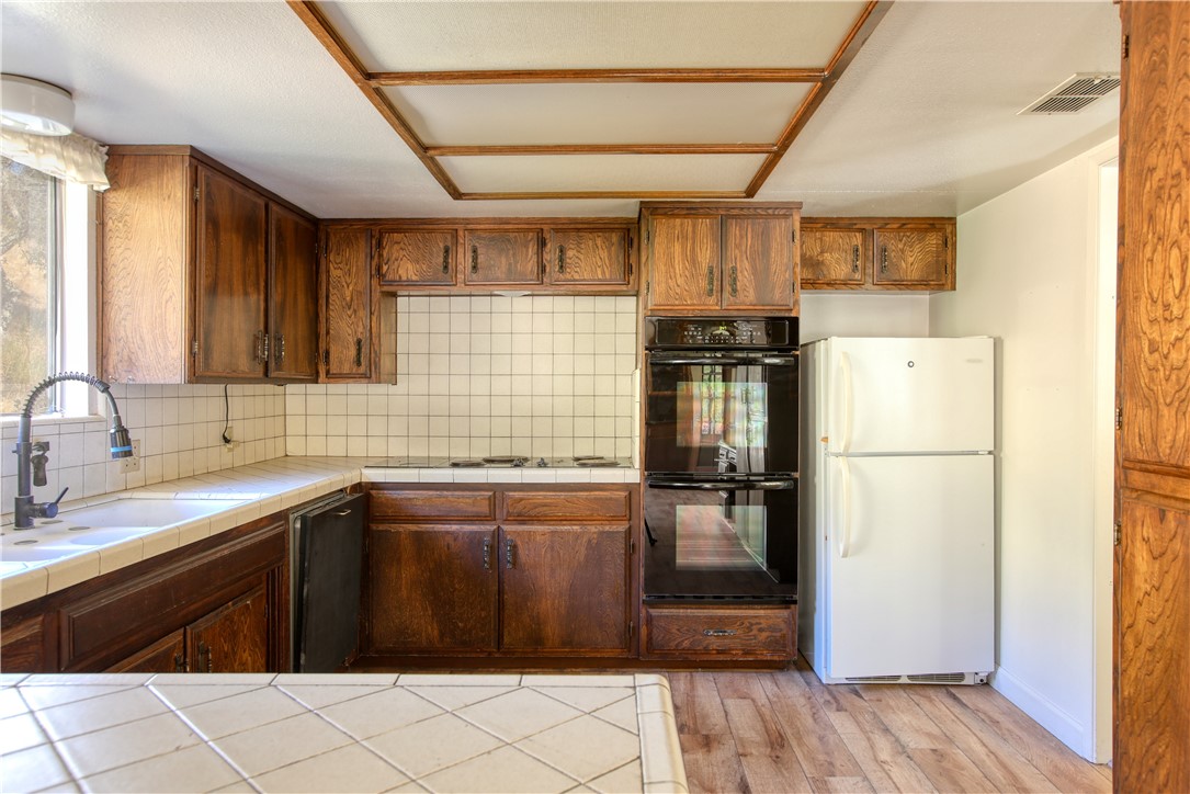 Detail Gallery Image 12 of 38 For 8370 Del Rio Rd, Atascadero,  CA 93422 - 3 Beds | 2 Baths