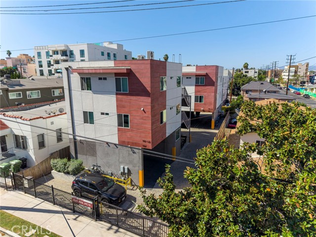 1107 S Hobart