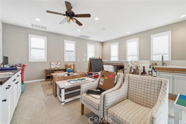 Detail Gallery Image 33 of 40 For 155 Spectacle, Irvine,  CA 92618 - 4 Beds | 3 Baths