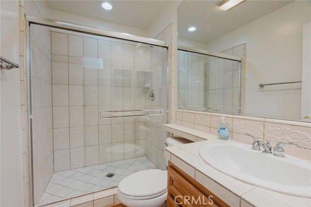 Detail Gallery Image 37 of 68 For 25502 Morning Mist Dr, Stevenson Ranch,  CA 91381 - 6 Beds | 5 Baths