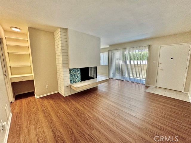 Detail Gallery Image 9 of 17 For 7838 W Manchester Ave #3,  Playa Del Rey,  CA 90293 - 1 Beds | 1 Baths