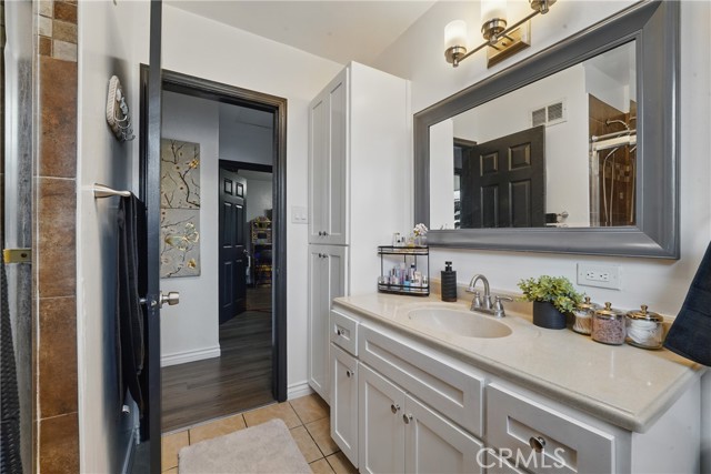 9489 Muroc Street, Bellflower CA: https://media.crmls.org/medias/912bd43a-00c6-491d-b7a5-6099c98c3a56.jpg