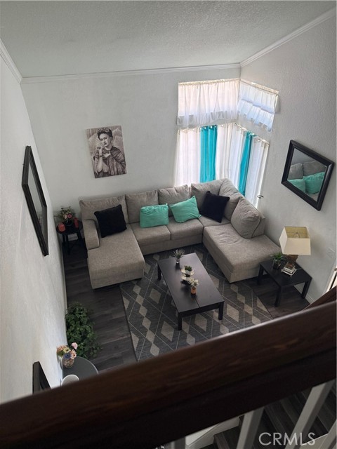 Detail Gallery Image 3 of 18 For 13412 Fox Point Rd, Victorville,  CA 92392 - 4 Beds | 3 Baths