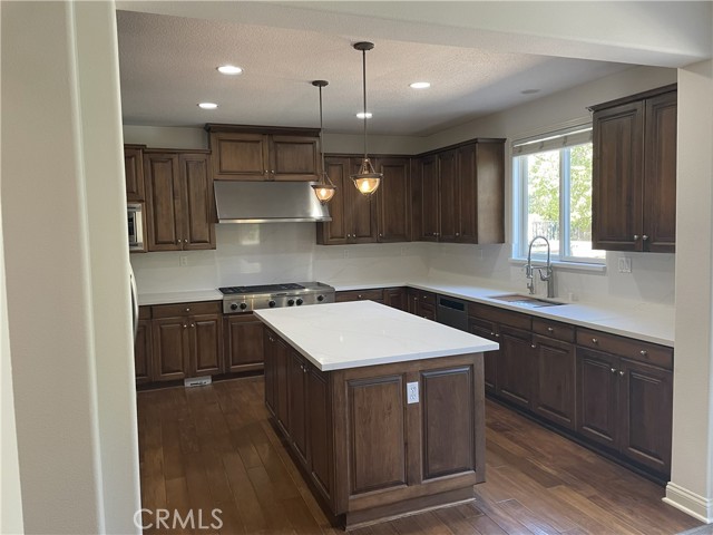 Detail Gallery Image 11 of 55 For 26958 Timberline Ter, Valencia,  CA 91381 - 5 Beds | 4/1 Baths