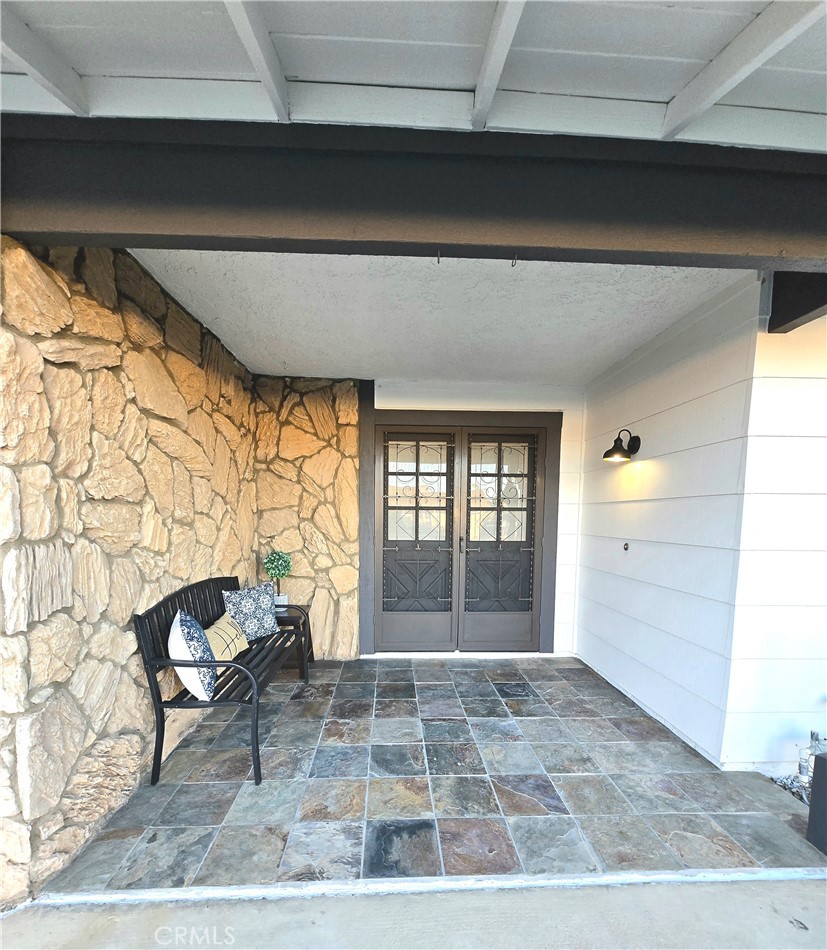 MLS #IV25271190 image #5