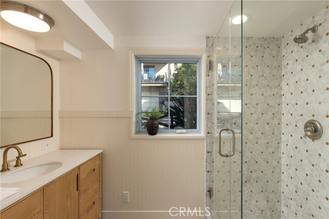 31927 Hayes Place, Laguna Beach CA: https://media.crmls.org/medias/912e6e6f-184d-49aa-91c4-0dcb5a2ad159.jpg