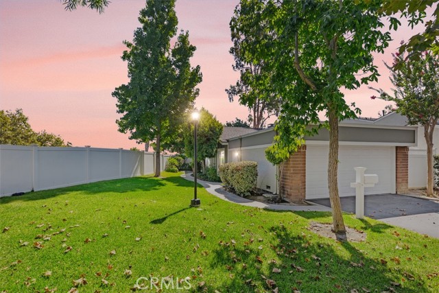 Detail Gallery Image 1 of 1 For 24992 Silverleaf Ln #54,  Laguna Hills,  CA 92653 - 3 Beds | 2 Baths