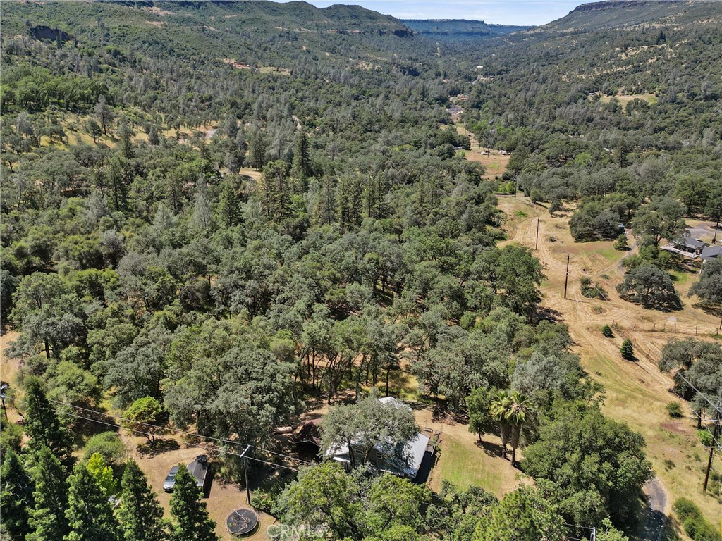 https://media.crmls.org/medias/912f57d0-b730-41d6-b638-14ccc59bf94f.jpg?preset=X-Large