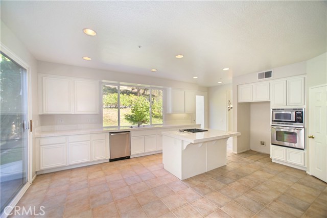 920 Rio Lindo, San Clemente CA: https://media.crmls.org/medias/91300355-840a-4d6d-86f6-693895804d4e.jpg