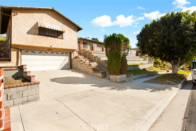 8216 Glencrest, Sun Valley CA: https://media.crmls.org/medias/9130cea8-4e9d-42e9-8a59-f5189a230929.jpg