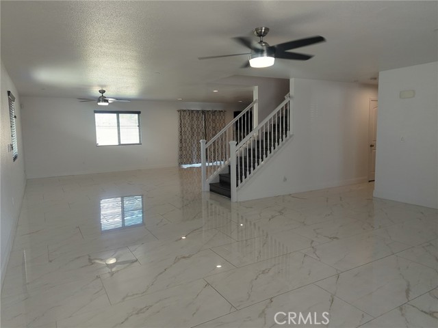 26539 Vineland Circle, Moreno Valley CA: https://media.crmls.org/medias/9131f1c9-905e-4ed8-82af-efabbbd2a462.jpg