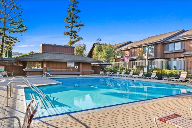 Detail Gallery Image 24 of 30 For 2104 Mount Shasta, San Pedro,  CA 90732 - 4 Beds | 3 Baths