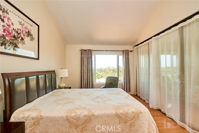 Detail Gallery Image 15 of 22 For 1144 Walnut Grove Ave #C,  Rosemead,  CA 91770 - 2 Beds | 3 Baths