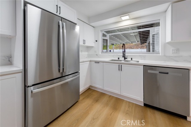 Detail Gallery Image 11 of 29 For 27220 Seco Canyon Road, Saugus,  CA 91350 - 5 Beds | 2 Baths