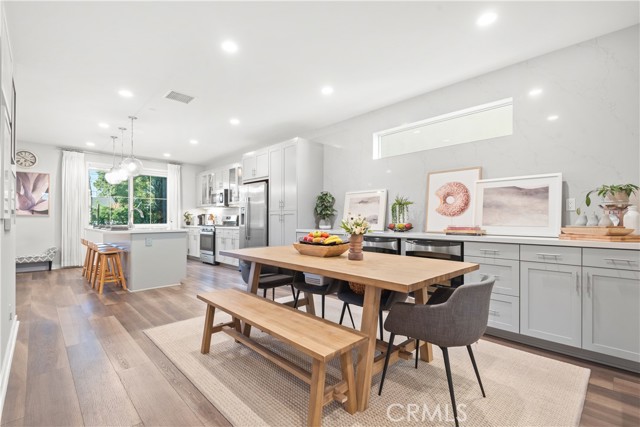920 E Santa Ana Street, Anaheim CA: https://media.crmls.org/medias/91387d80-b1ed-4a6b-91c6-f3cfcee378f2.jpg