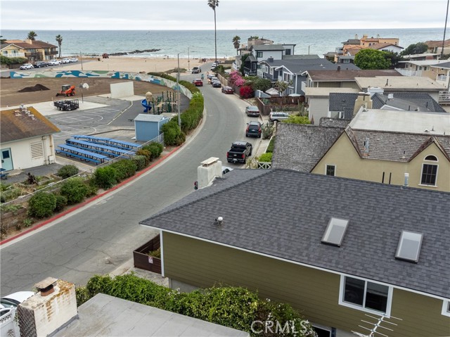 Detail Gallery Image 40 of 41 For 1199 New Bedford Ct, Ventura,  CA 93001 - 4 Beds | 3 Baths