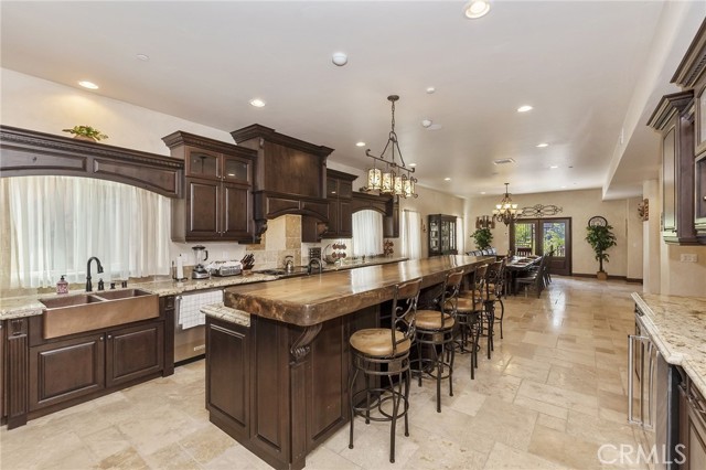 Detail Gallery Image 5 of 21 For 216 Alp Ct, Big Bear Lake,  CA 92315 - 5 Beds | 7 Baths