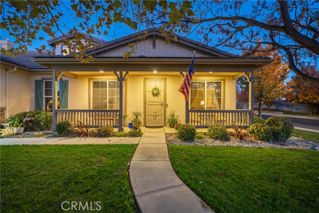 Detail Gallery Image 5 of 52 For 44102 Catsue Pl, Lancaster,  CA 93536 - 4 Beds | 3 Baths