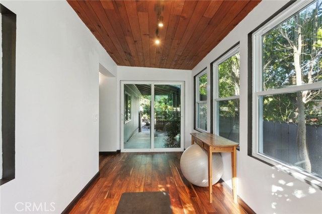 Detail Gallery Image 10 of 61 For 1165 Cherokee, Topanga,  CA 90290 - 3 Beds | 2 Baths