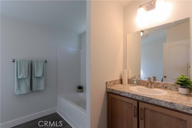 Detail Gallery Image 18 of 22 For 17457 Ranspot, Lake Elsinore,  CA 92530 - 3 Beds | 2 Baths