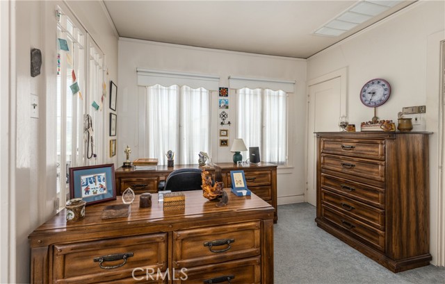 11460 Terracina Blvd, Redlands CA: https://media.crmls.org/medias/913b2ea3-e9bf-498c-8c0d-6b71b3ef3218.jpg