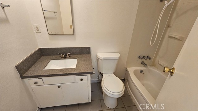 1140 Cero Court, Redlands CA: https://media.crmls.org/medias/913b5c64-2600-42ad-b1db-da163c95e6e7.jpg