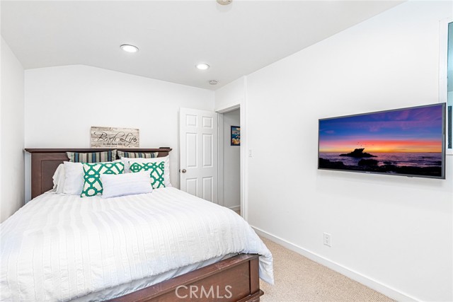 Detail Gallery Image 29 of 41 For 3717 Channel Pl, Newport Beach,  CA 92663 - 4 Beds | 2/1 Baths