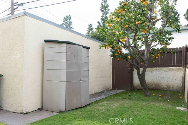 Detail Gallery Image 18 of 18 For 4117 Garthwaite Ave, Los Angeles,  CA 90008 - 3 Beds | 2 Baths