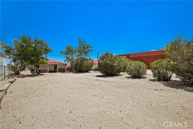 Detail Gallery Image 8 of 22 For 6757 Adobe Rd, Twentynine Palms,  CA 92277 - – Beds | – Baths