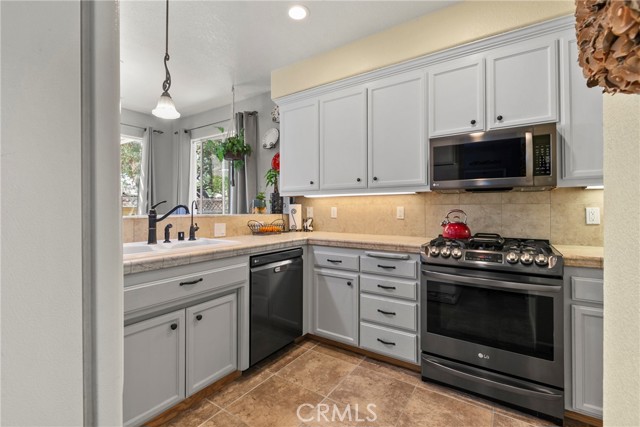 Detail Gallery Image 12 of 27 For 7934 Santa Ysabel Ave, Atascadero,  CA 93422 - 3 Beds | 2/1 Baths